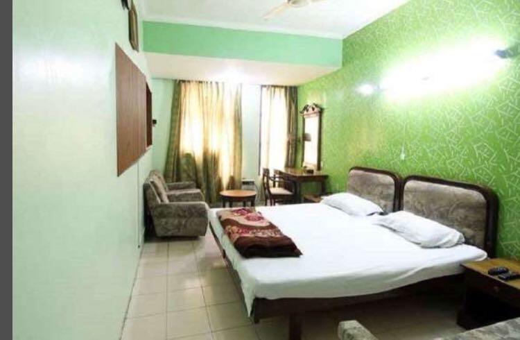Hotel Sukant Palace Delhi  Exteriör bild